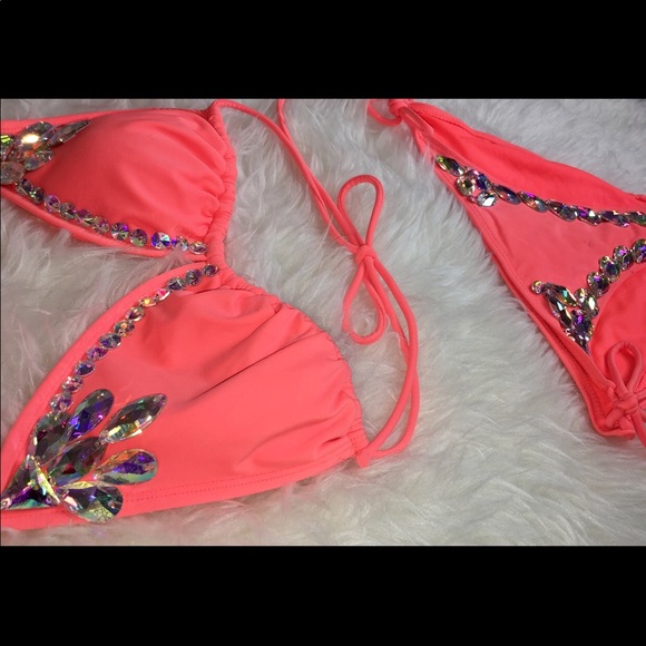 Custom lingerie and swim - Picture 3 of 5